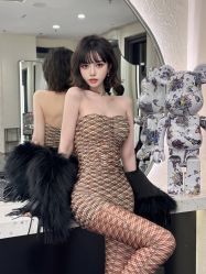 -AYO SALON