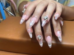 -自在·款式美甲美睫