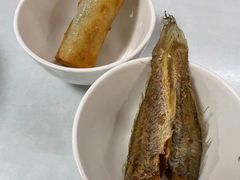 酥炸小黄鱼-明呈黄鱼面馆(斜土路店)