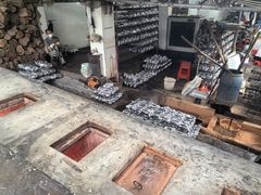 -满記土窑烧鷄波浪山莊
