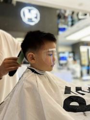 -PE SALON