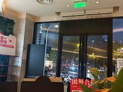 -必胜客(骡马市店)