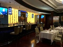 -龙虾酒吧扒房(宁波香格里拉店)