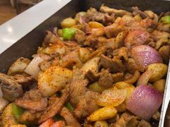 -老东镇啤酒屋海鲜加工·蒸汽海鲜·海鲜烧烤(台东店)