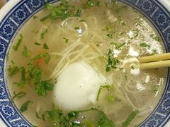 -努拉洪鸡蛋面馆