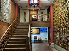 -梅龙镇酒家(南京西路总店)