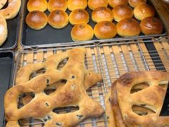 -Dough&Joe团憩(瑞虹天地月亮湾店)