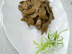 -爱月宝月嫂·育儿嫂(哈尔滨总店)