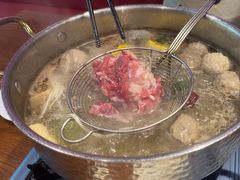 -牛满溢·自助潮汕鲜牛肉火锅(龙汇路店)