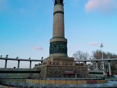 -人民防洪胜利纪念塔