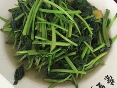 炒番薯苗-荣生萝卜汤饭店