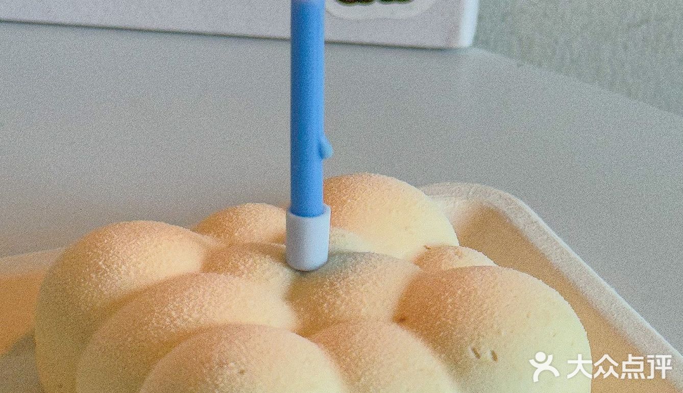 人生建议：吃一次介个慕斯蛋糕！！！