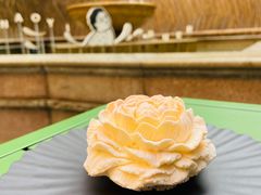 -潮一不贰·法式甜品·生日蛋糕·西式简餐(外滩店)