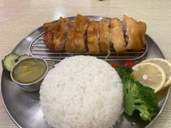 -佰搭果·广式茶餐厅(西华路店)