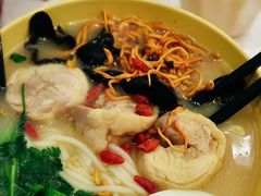 -谭仔米线(皇庭广场店)