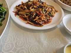 鱼香肉丝-辣婆婆(航天桥店)