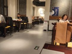 大堂-北平食府·北京烤鸭(北京西站六里桥店)