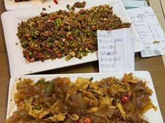 -鲁南仔·滕州炒鸡(经三路店)