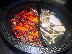 -锅说大脸毛肚重庆老火锅(佐阾店)