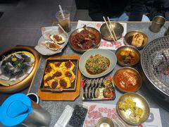 -草家酱蟹炭火烤肉店(珲春南路二店)