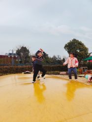 -季高兔窝窝亲子园(上海薰衣草公园店)