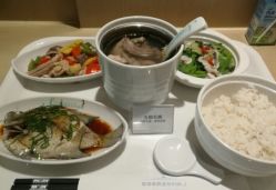 -华美国际月子会所(合生店)