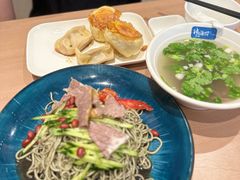 -韩海丽特色美食(秀州路店)