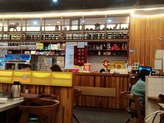 大堂-胡须佬鸡煲四季火锅店(石厦西村直营店)