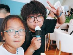 -抱抱地球咖啡馆(国家海洋博物馆店)