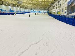 -乔波室内滑雪场