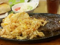 android_upload_pic-豪享来牛排·中西简餐(黄河路店)