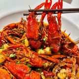 食悦围城真的吃了好多年 每次都很爱！店内装修好大气