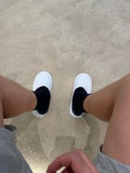 -洛伊科技抗衰护肤中心