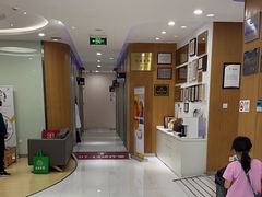 -雅悦齿科(顾村公园店)