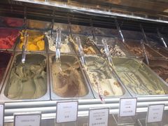 面包甜点陈列柜-VENCHI 闻绮(北京国贸商城店)