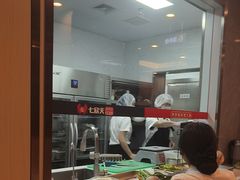 -七欣天香辣蟹火锅(闵行浦江欢乐颂店)