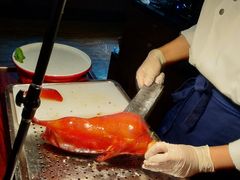 精品烤鸭-悦江(梅奔中心店)