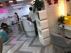 -米娜护肤造型