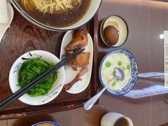 -百年老字号·观振兴蟹黄面·三虾面·苏式面(观前街富仁坊巷店)