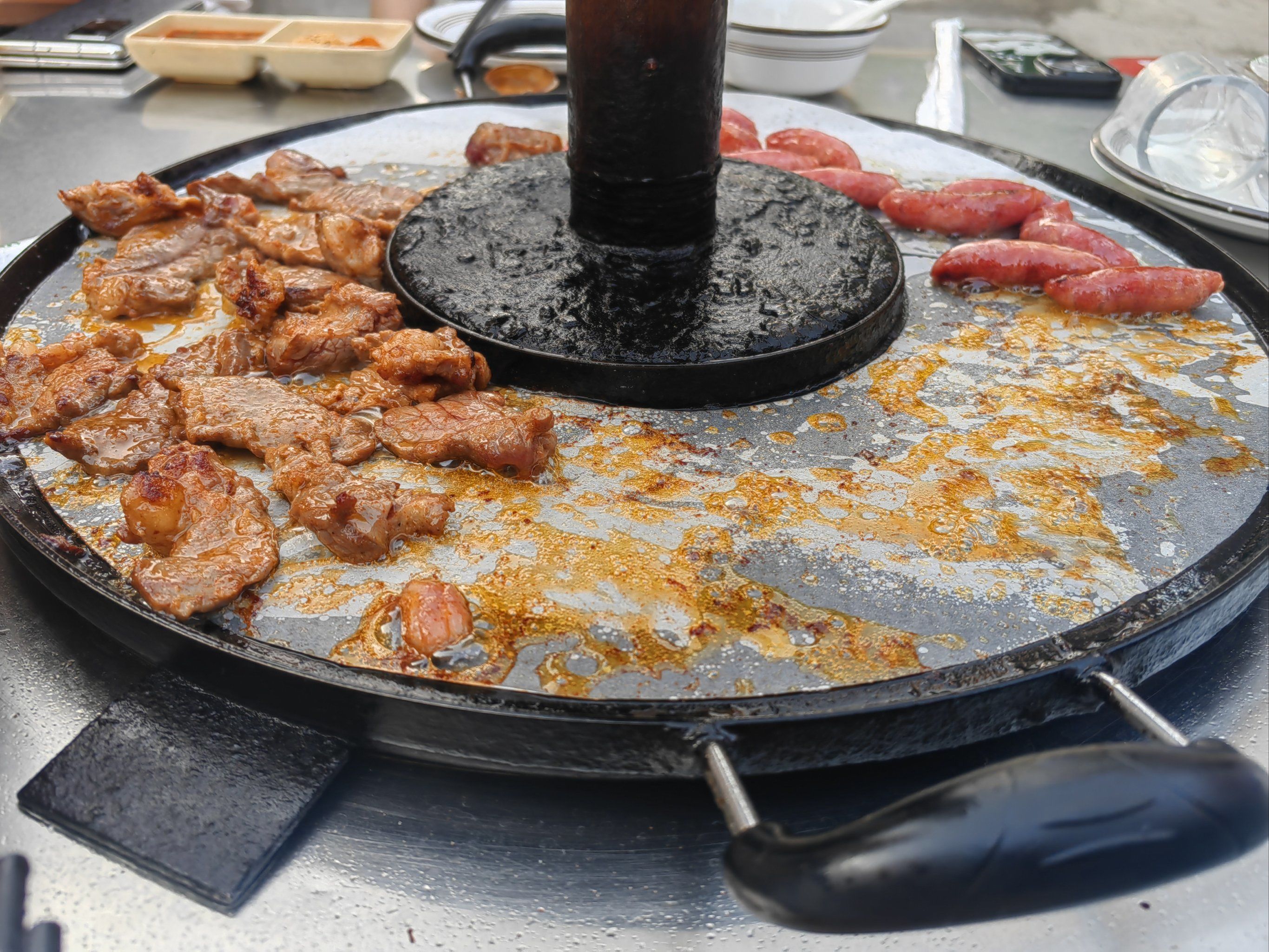 一家不知名但极正宗的东北地桌烤肉