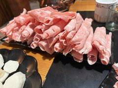 -果松木炭酸菜铜火锅·外婆参鸡汤