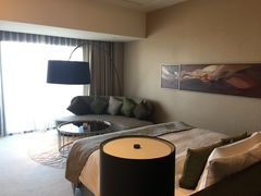 -上海滴水湖皇冠假日酒店