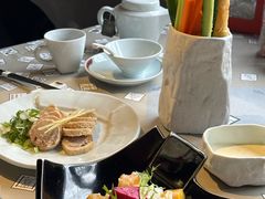 -穹六人间 people 6(岳阳路店)