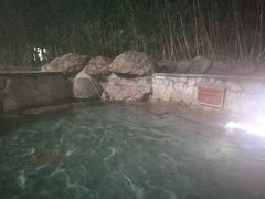 -森波拉火山温泉