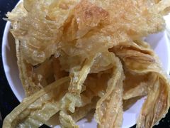 炸腐竹-潮汕美牛肉丸火锅店(天宁寺店)