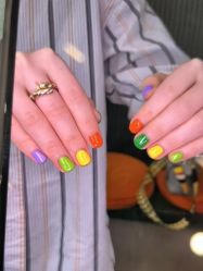 -情同手足美甲美睫