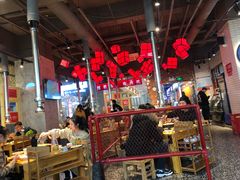 大堂-么肆烤肉·中式自助·烤肉大排档(街道口季佳PAI店)