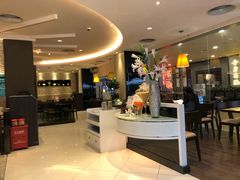 -必胜客(WOW中心城店)