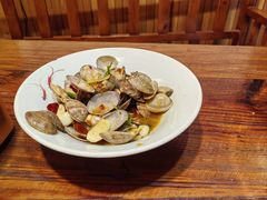 -小丫头餐厅·江浙菜·烧烤(灵隐店)