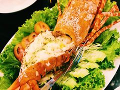 -J Daeng Seafood